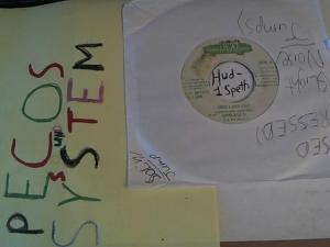 Hud-2 vinyl photos 169