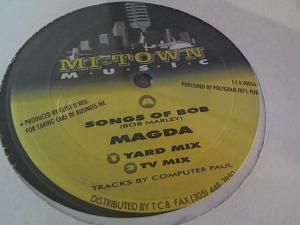 Hud-2 vinyl photos 258