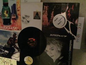 Hud-2 vinyl photos 3368