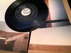 Hud-2 vinyl photos 3664