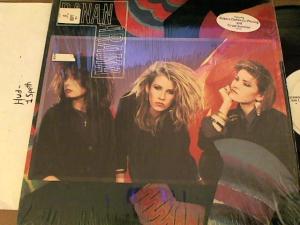 Hud-2 vinyl photos 3904