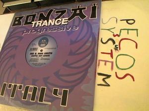 Hud-2 vinyl photos 3910