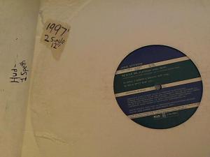 Hud-2 vinyl photos 3942