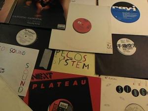 Hud-2 vinyl photos 3957