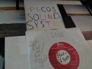 Hud-2 vinyl photos 956