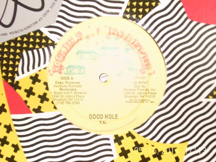 Hud-1 vinyl photos 010