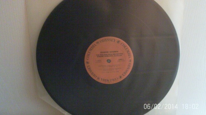 Hud-2 vinyl photos 159