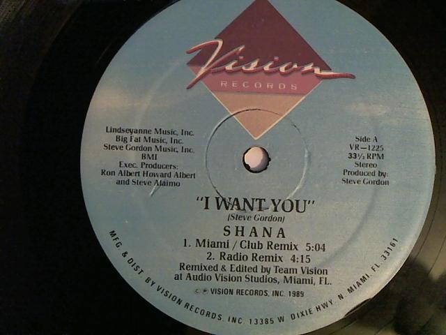 Hud-2 vinyl photos 2139