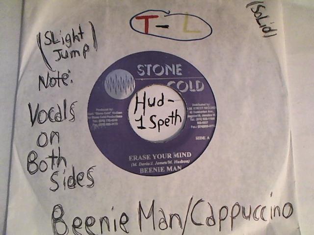 Hud-2 vinyl photos 2270