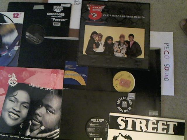 Hud-2 vinyl photos 3105