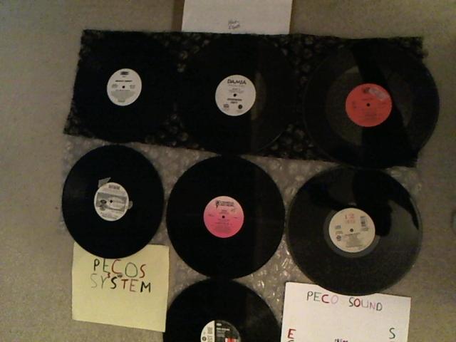 Hud-2 vinyl photos 3394