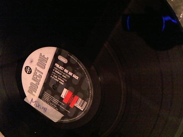 Hud-2 vinyl photos 3403