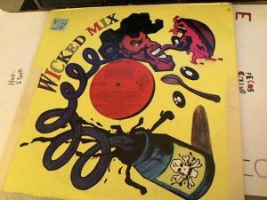 Hud-2 vinyl photos 3925