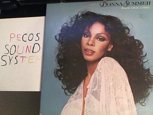 Hud-2 vinyl photos 692