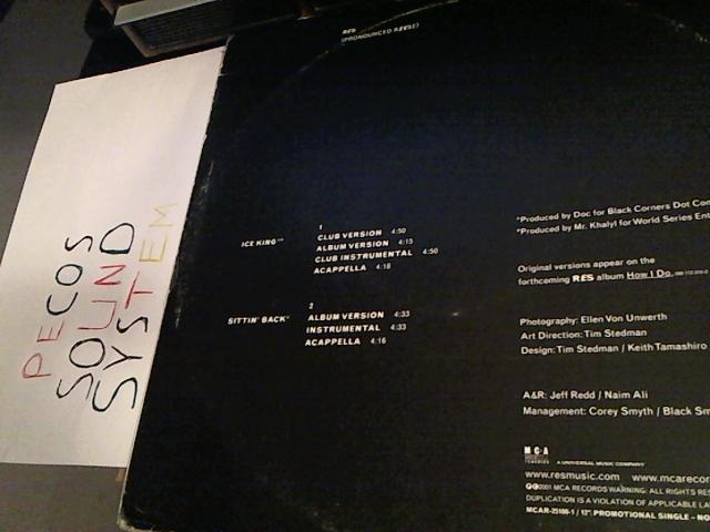 Hud-2 vinyl photos 701