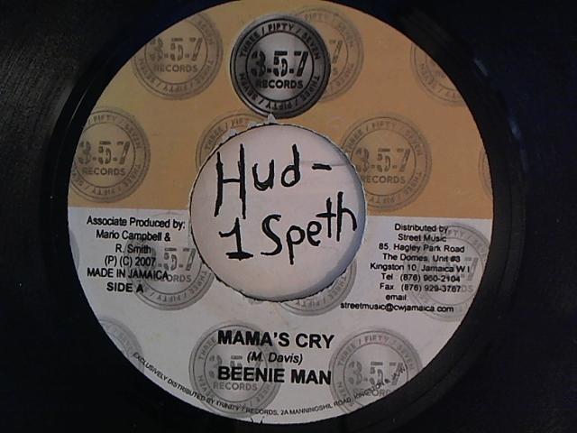 Hud-2 vinyl photos 926