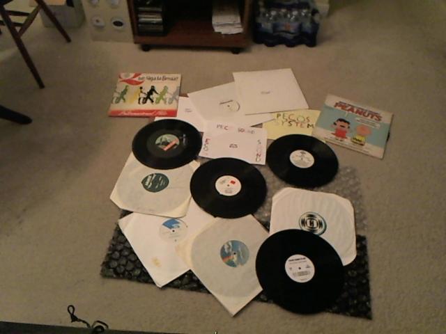 Hud-2 vinyl photos 3542