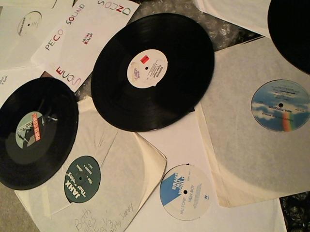 Hud-2 vinyl photos 3569