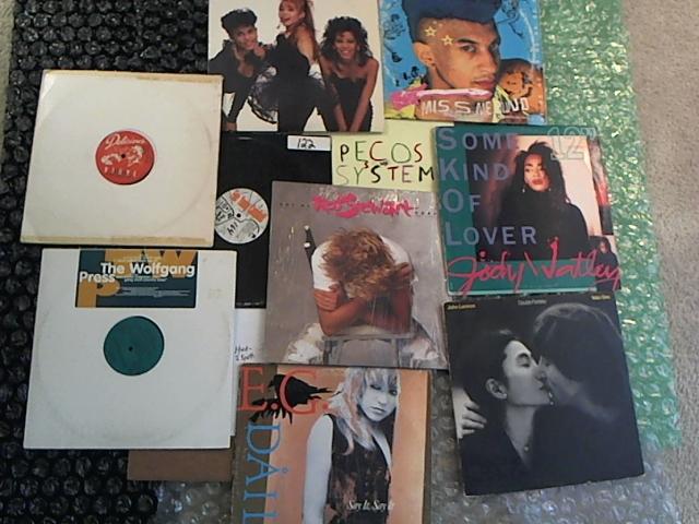 Hud-2 vinyl photos 4692