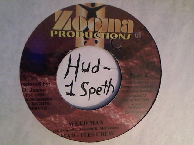 hud-2-vinyl-photos-2251